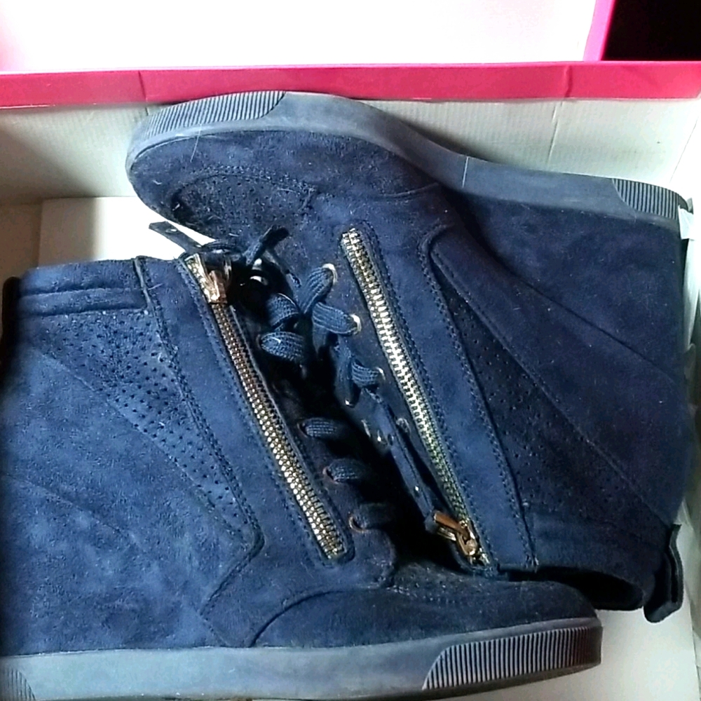 Navy Blue Wedges